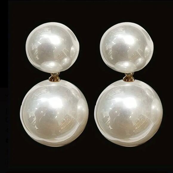 ELEGANT Vintage-Inspired Faux Pearl Drop Earrings - Picture 2 of 4